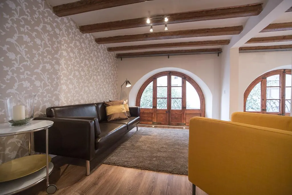 No 15 - The Streets Apartments Barcelona