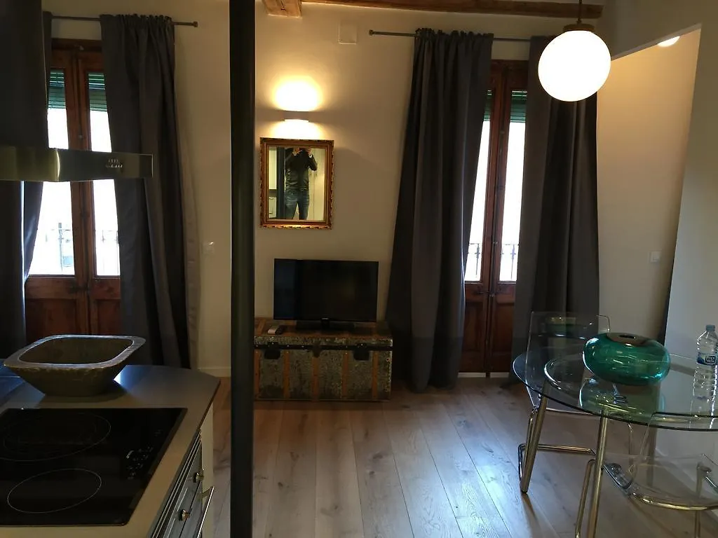 No 15 - The Streets Apartments Barcelona 0*,  Spanien